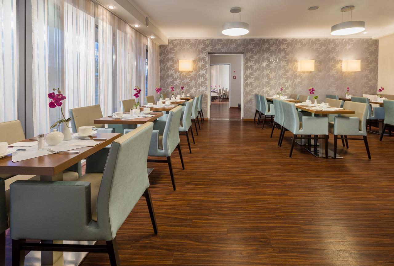לינדאו Hotel Vis A Vis מראה חיצוני תמונה