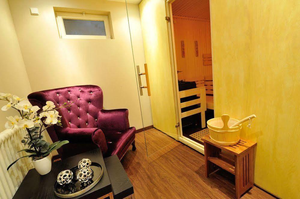 לינדאו Hotel Vis A Vis מראה חיצוני תמונה
