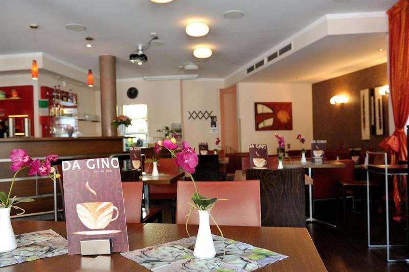 לינדאו Hotel Vis A Vis מראה חיצוני תמונה